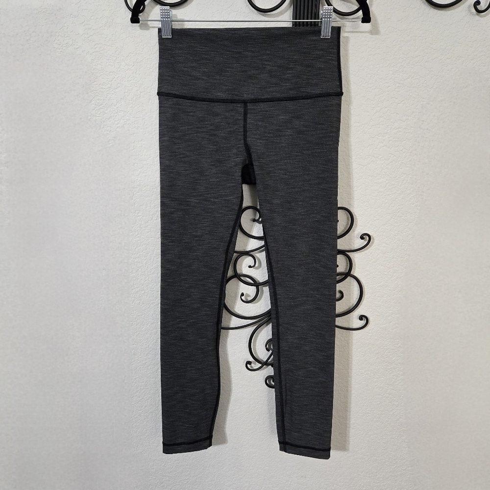 LULULEMON Wunder Under Leggings |‎ 6 - Picture 3 of 7